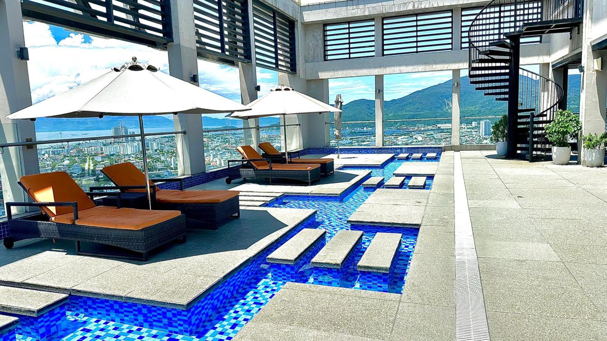 Da Nang Ocean View Luxury Apartment Exteriör bild